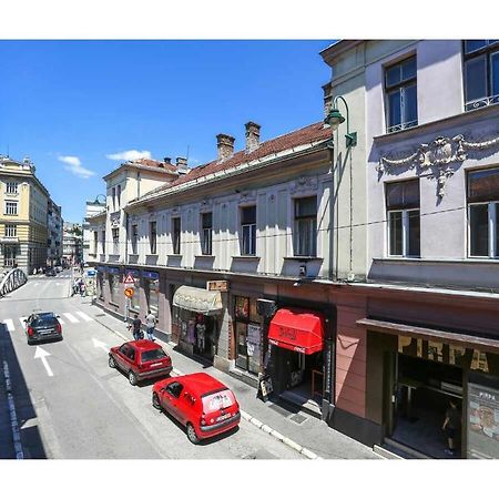 Apartments And Rooms Fonty Saraievo Exterior foto